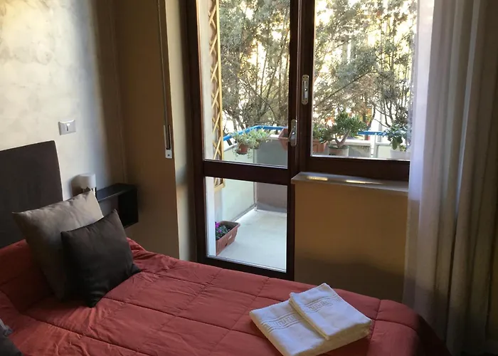 Domus Corso Umberto 18 B&B