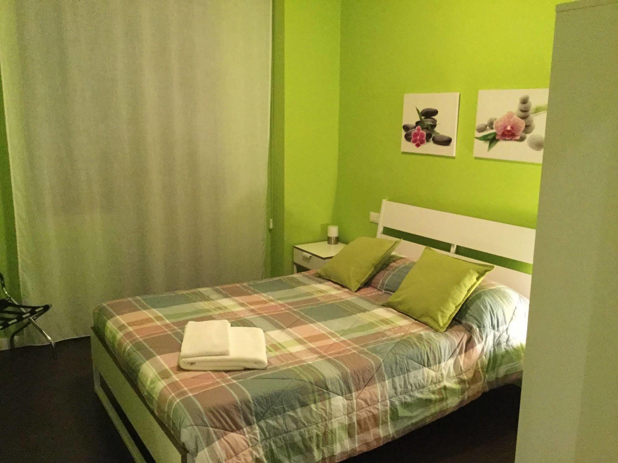 Domus Corso Umberto 18 Couette-café
